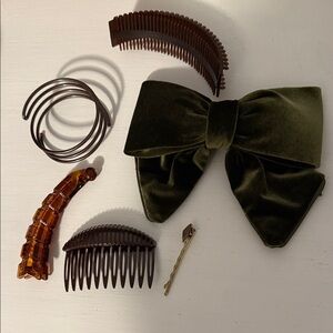 Velvet Bow and Hair Accessories Set